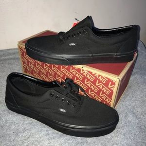 NWT Men’s Vans Black/Black Era Sneakers/Shoes